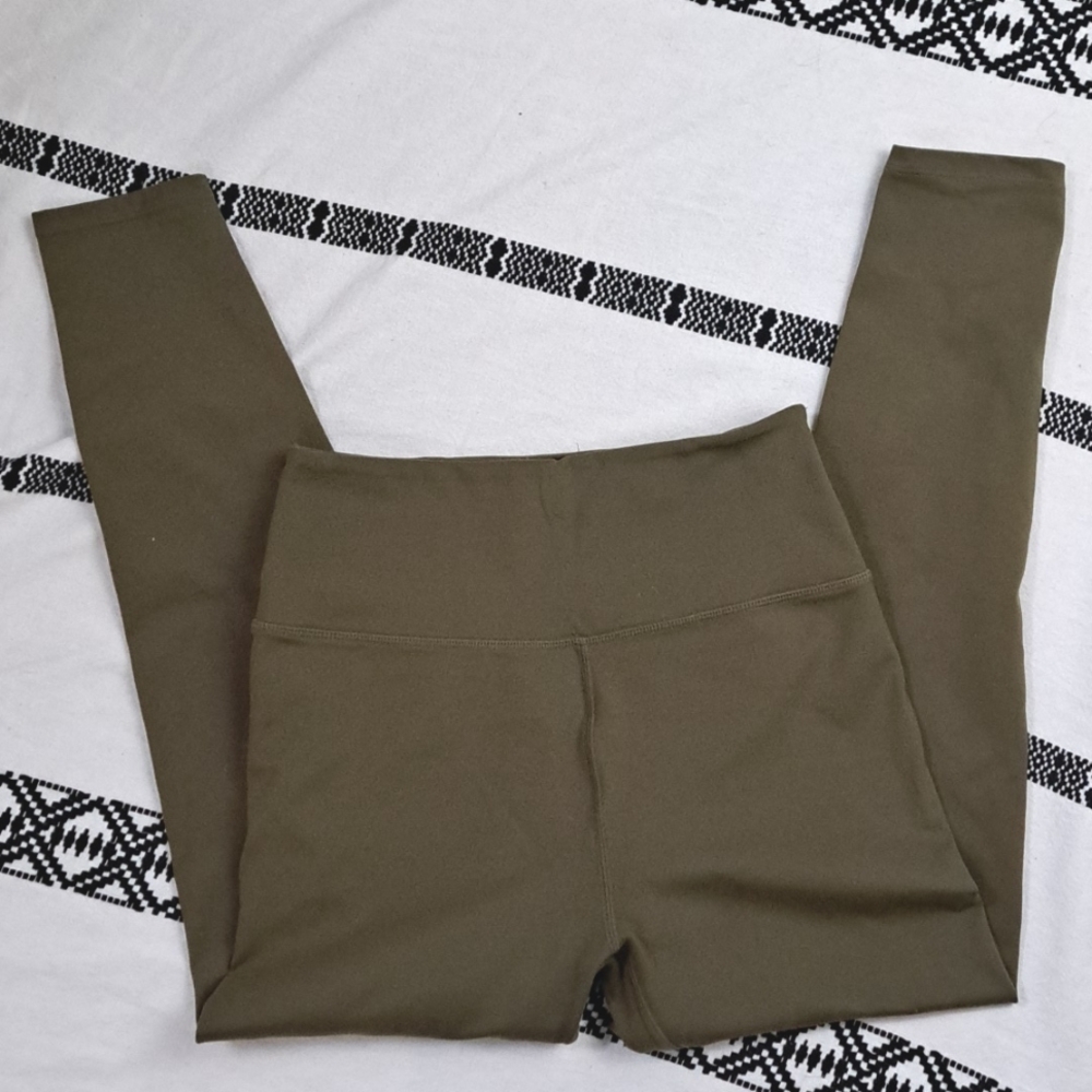 SAGE high rise crop performance tights deep olive green szS